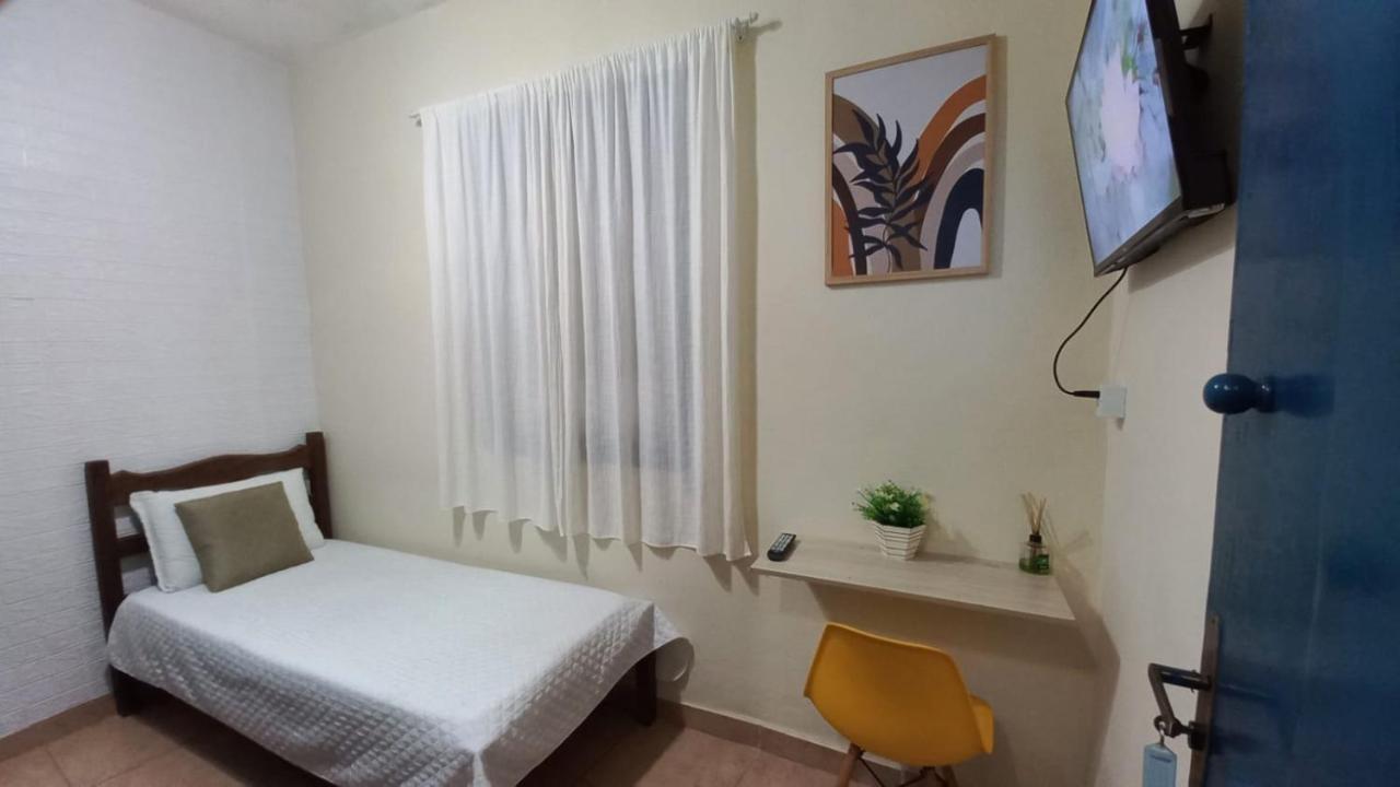 Quarto Individual Em Hospedaria No Centro オウロ・プレット エクステリア 写真